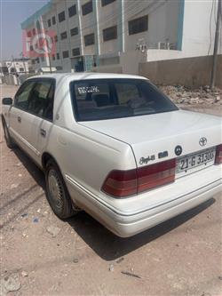 تۆیۆتا کراون